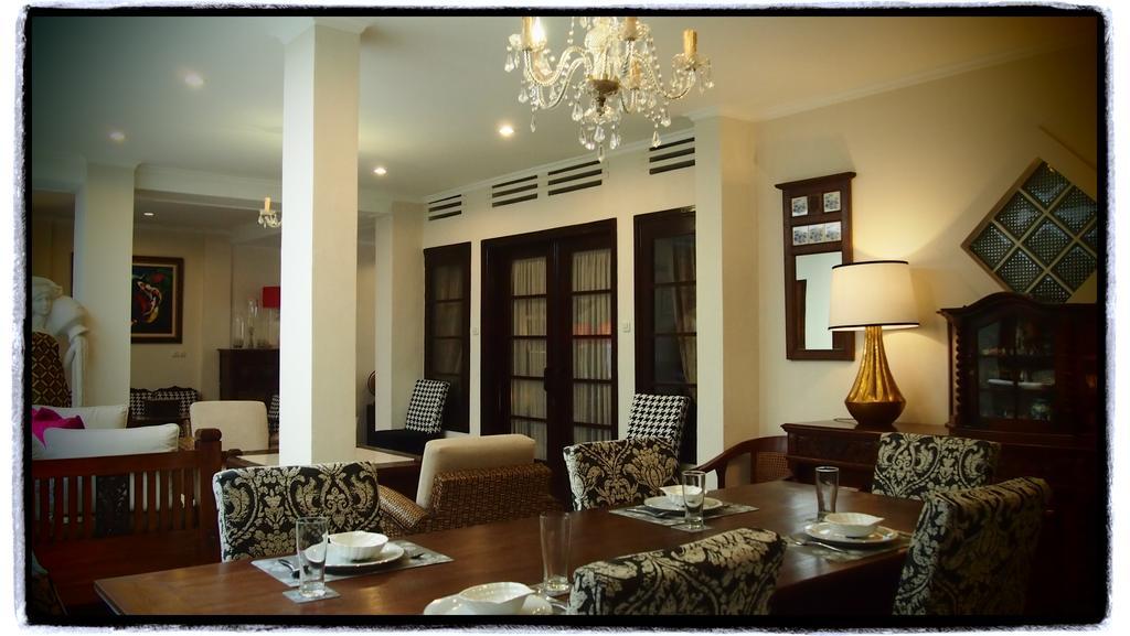 Ciwulan 36 Guest House 반둥 외부 사진