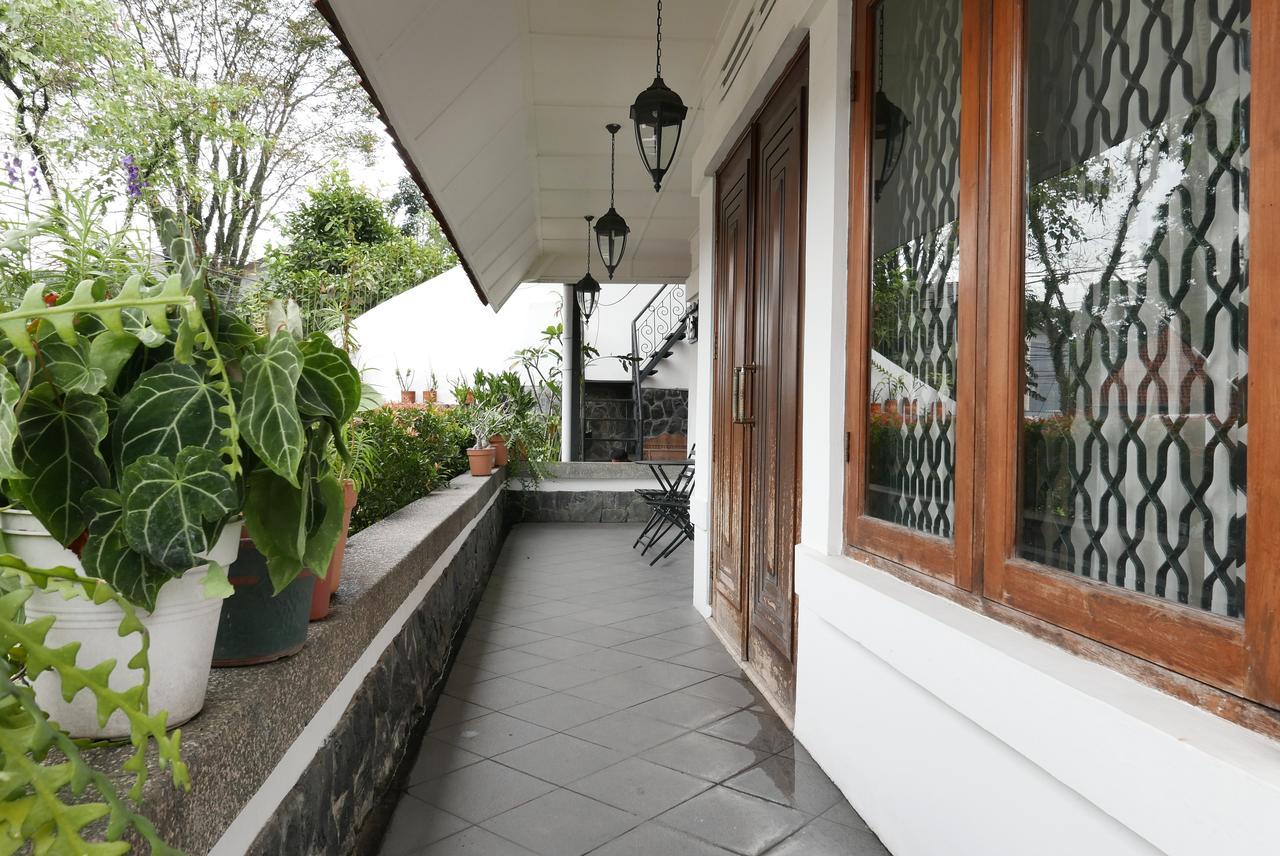 Ciwulan 36 Guest House 반둥 외부 사진